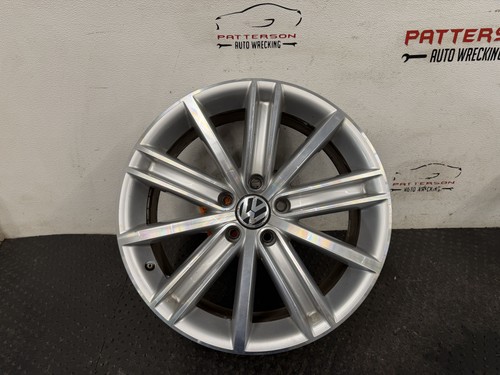 Tiguan alloy 10 - 09-16, spoke